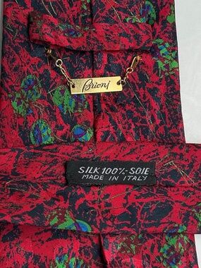 Brioni vintage red all  Silk Tie.Made in Italy 🇮🇹